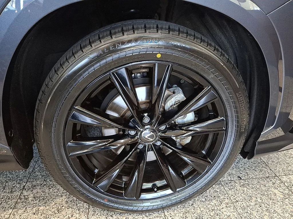 Certified Used 2024 CLOUDBURST GRAY Lexus 350 F SPORT Handling image 24