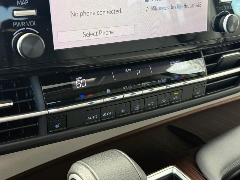 Used 2024 Pearl Toyota XLE image 29