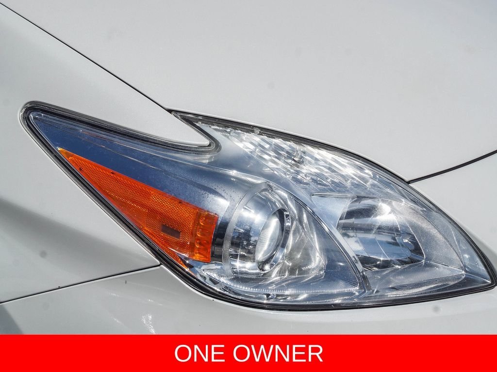 Used 2013 White Toyota Four image 10