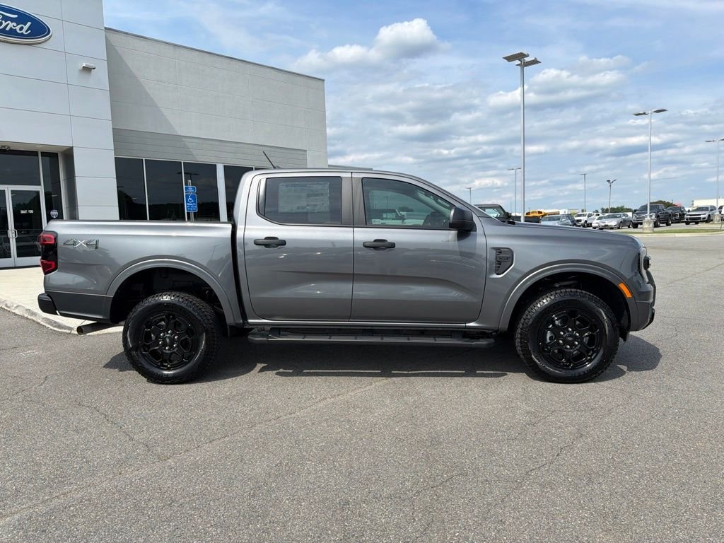 New 2026 Carbonized Gray Metallic Ford XLT image 2