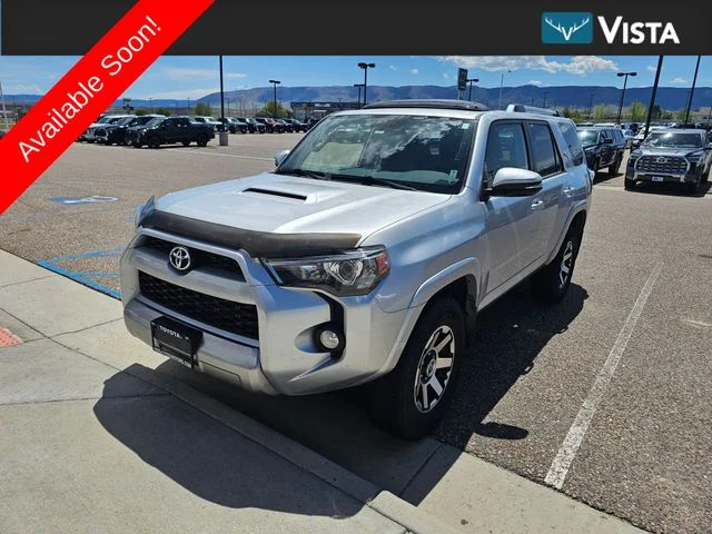 2017 Toyota 4Runner Off-Road Premium 4x4 V6's photo