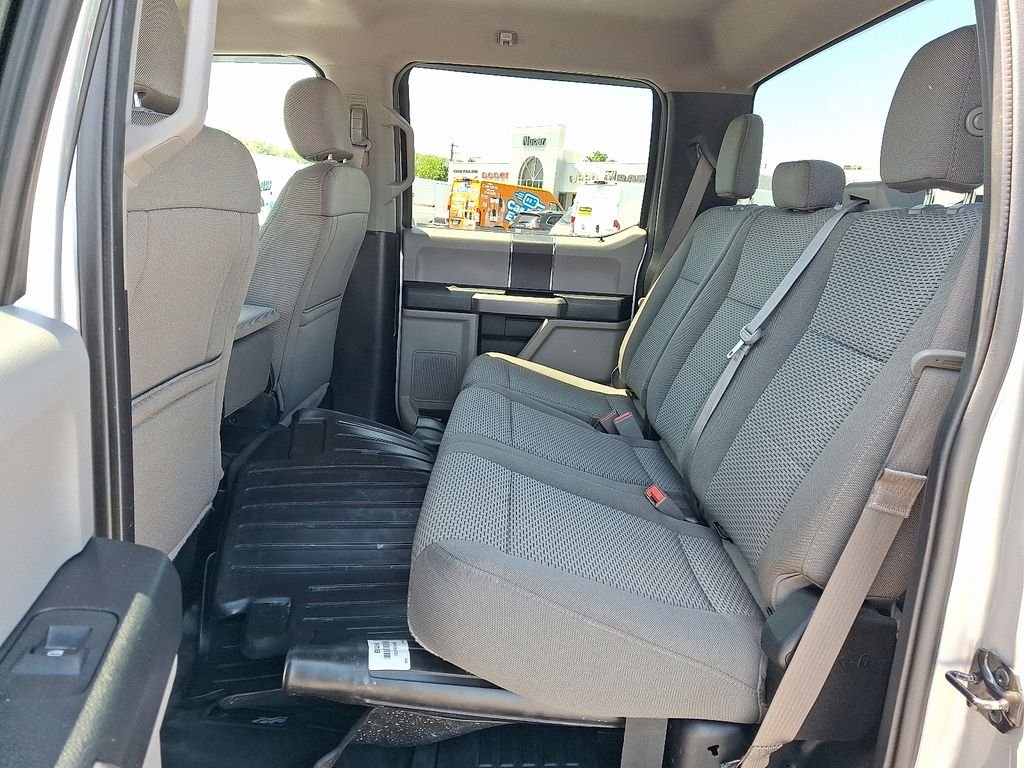 Used 2018 Silver Ford XLT image 11
