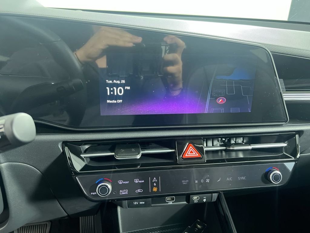 New 2026 Interstellar Gray Kia SX image 27