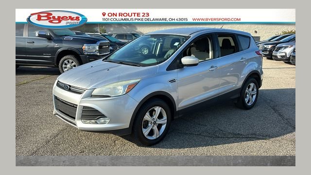 Used 2015 Ingot Silver Ford SE image 1