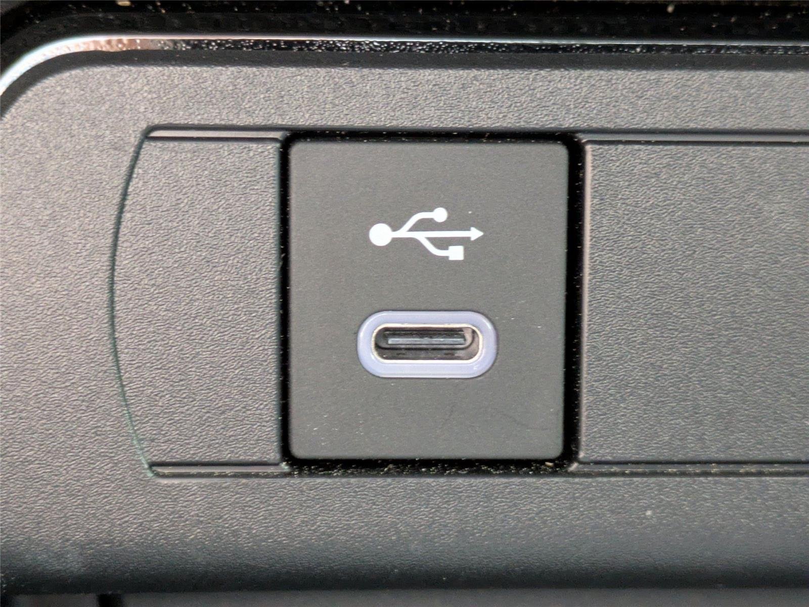 Used 2024 Wind Chill Pearl Toyota SE image 21