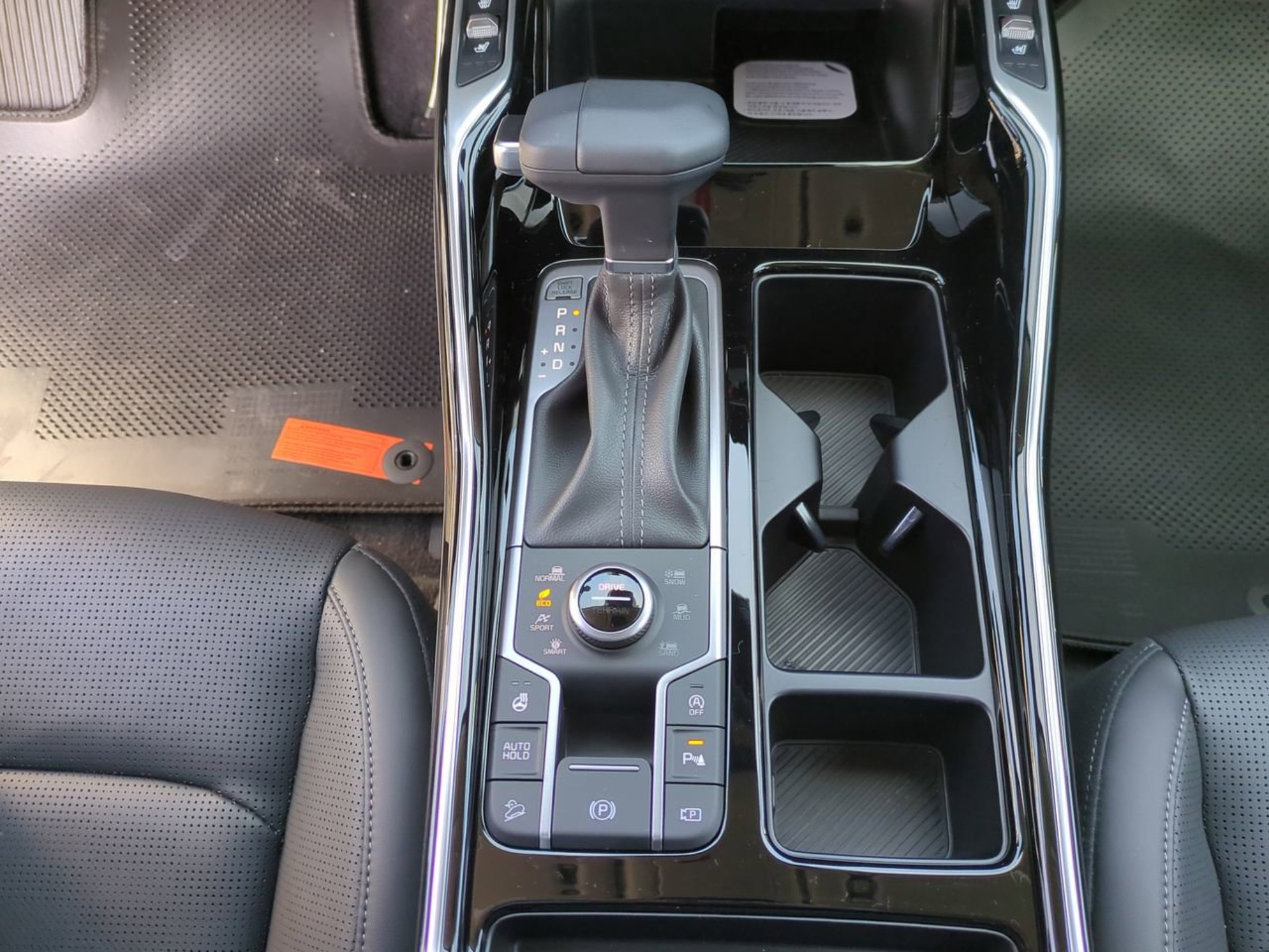 New 2026 Ivory Silver Kia X-Line SX AWD image 22