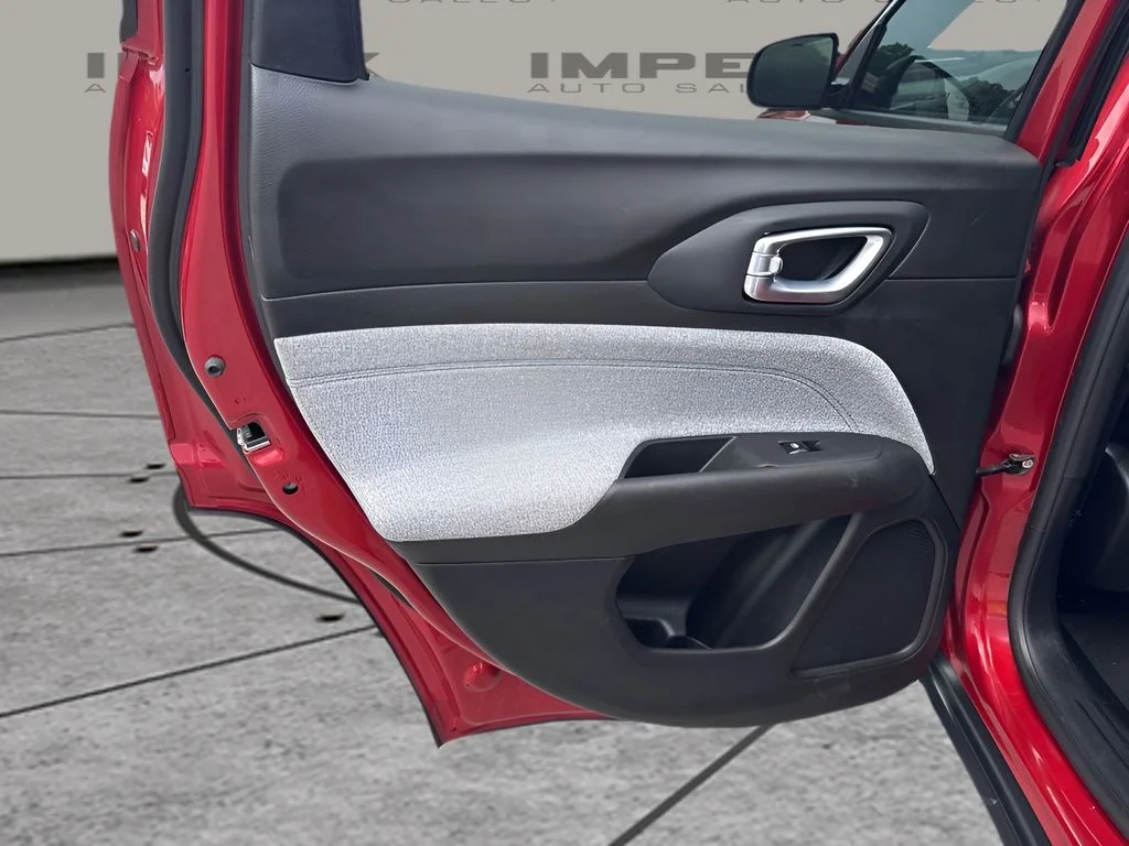 Used 2025 Red Jeep Latitude image 25