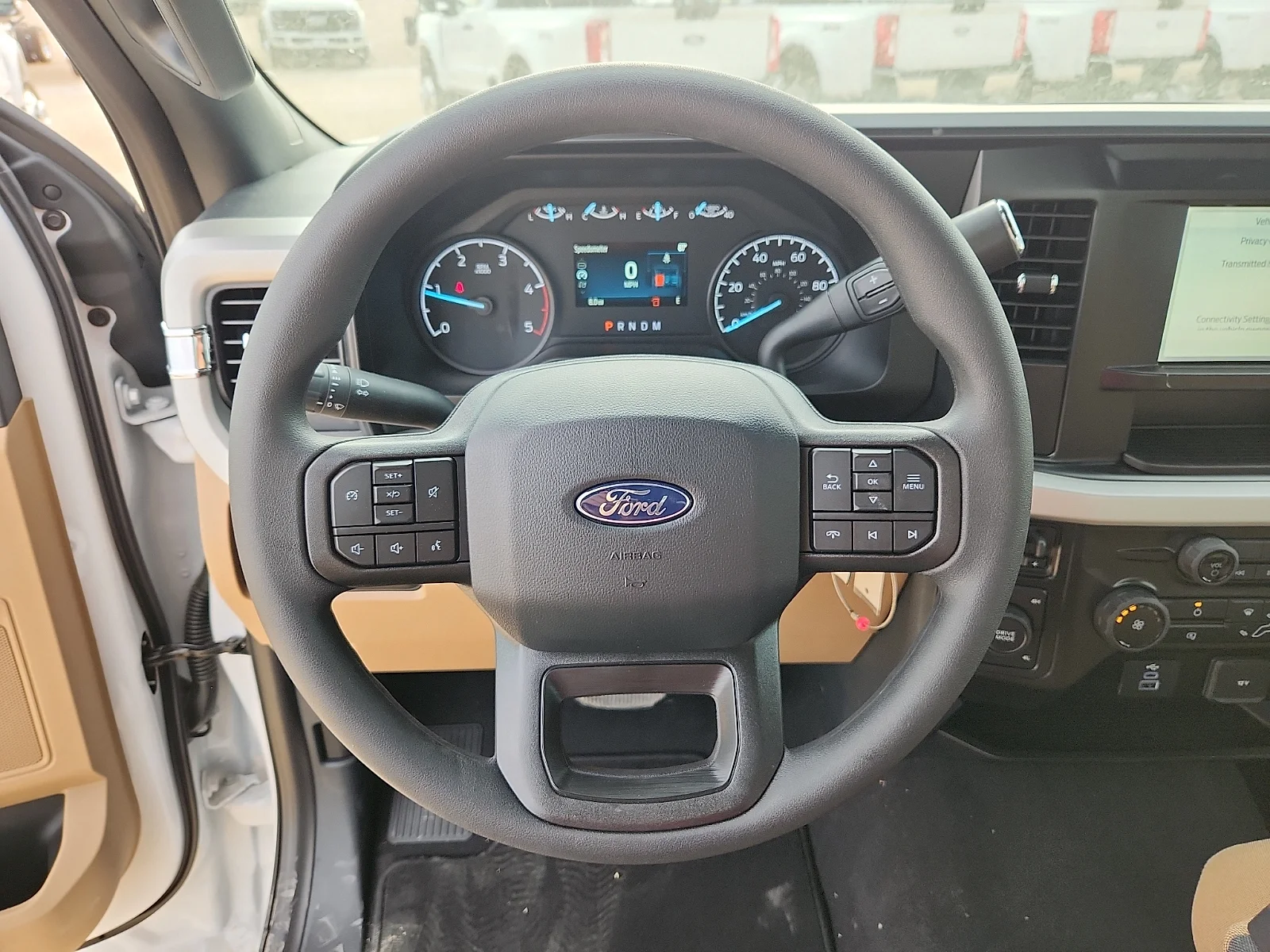 New 2027 Oxford White Ford XLT image 21