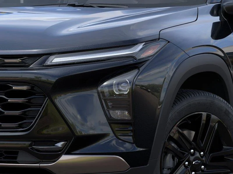 New 2026 Mosaic Black Metallic Chevrolet ACTIV image 10