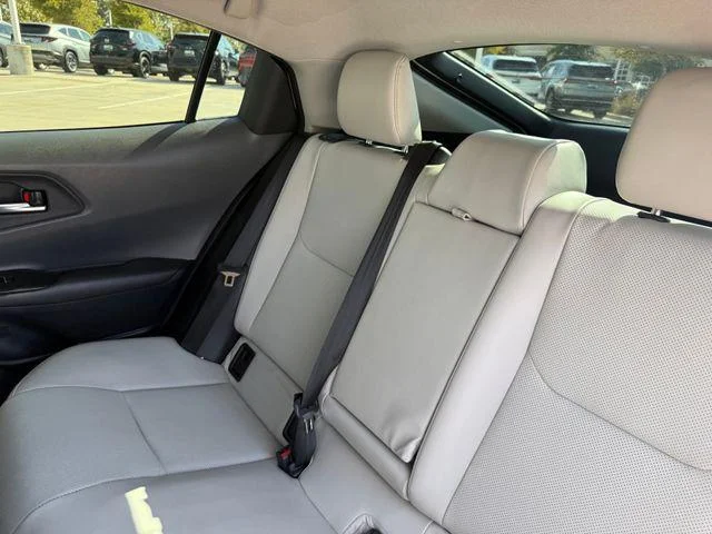 Certified Used 2023 WIND CHILL PEARL* Toyota XLE image 31