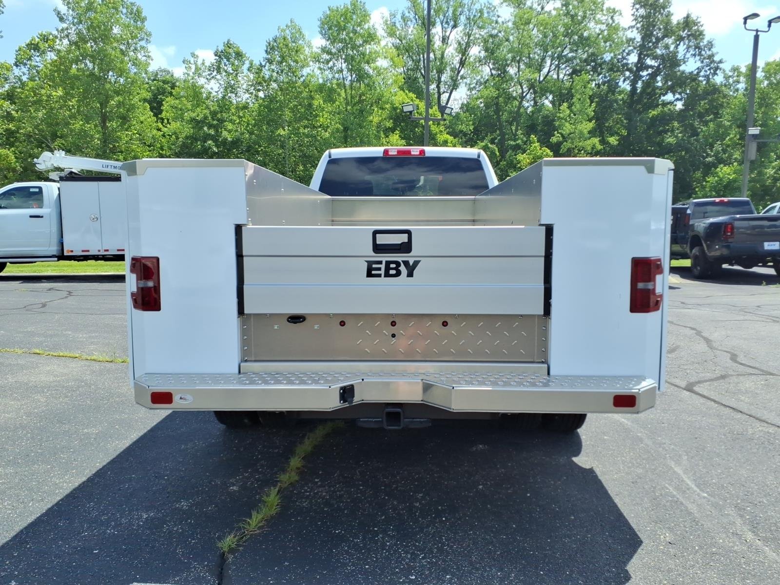 New 2025 Bright White Clear-Coat Exterior Paint RAM Tradesman/Big Horn image 6