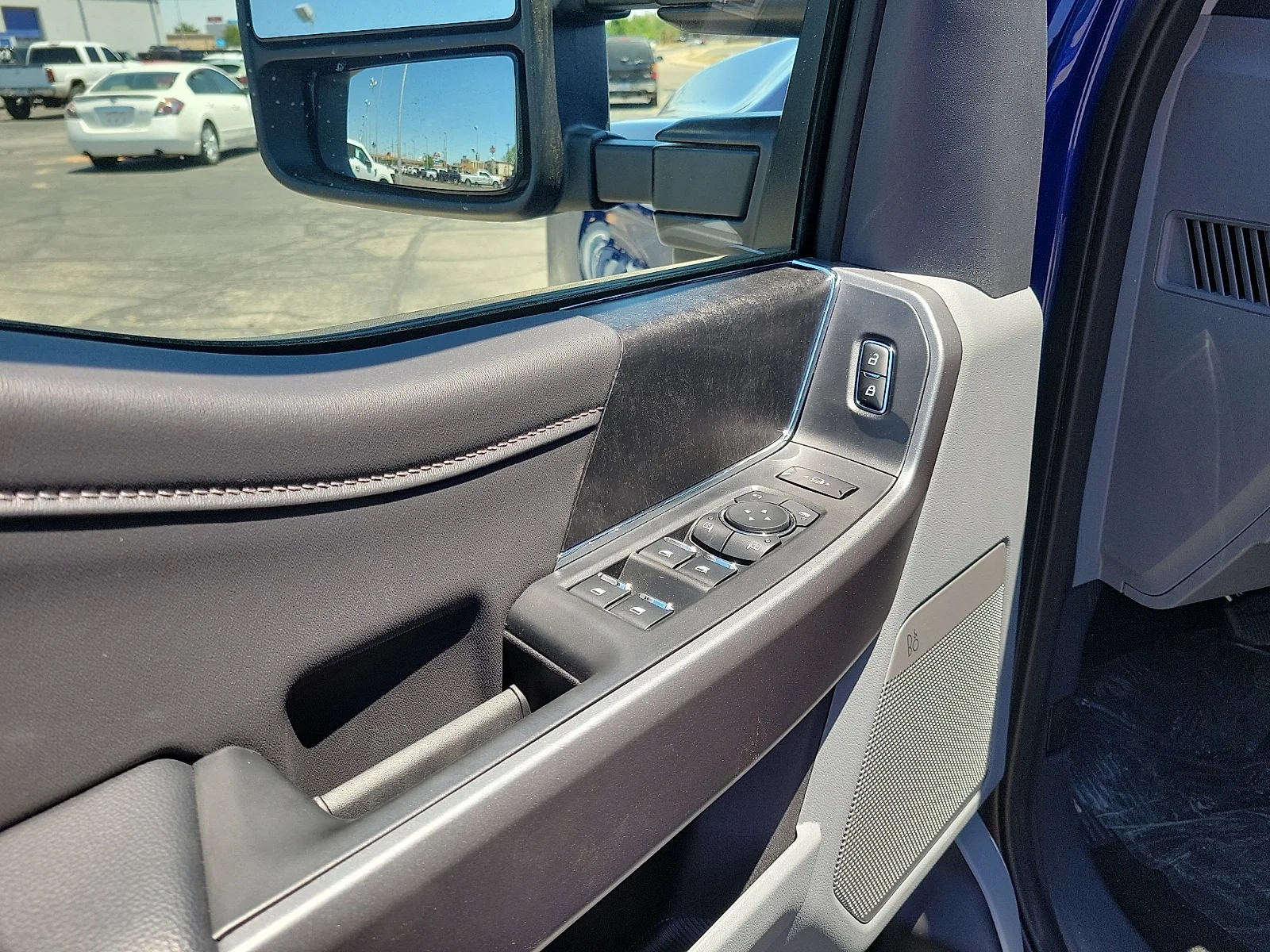 New 2026 Argon Blue Metallic Ford F-250&reg; XLT image 11