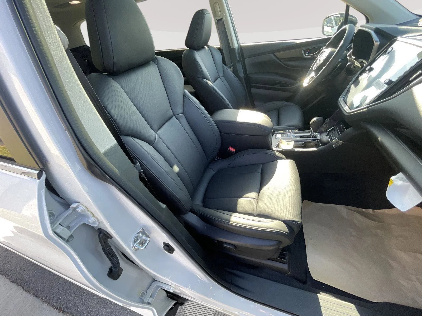New 2026 Crystal White Pearl Subaru Touring image 28