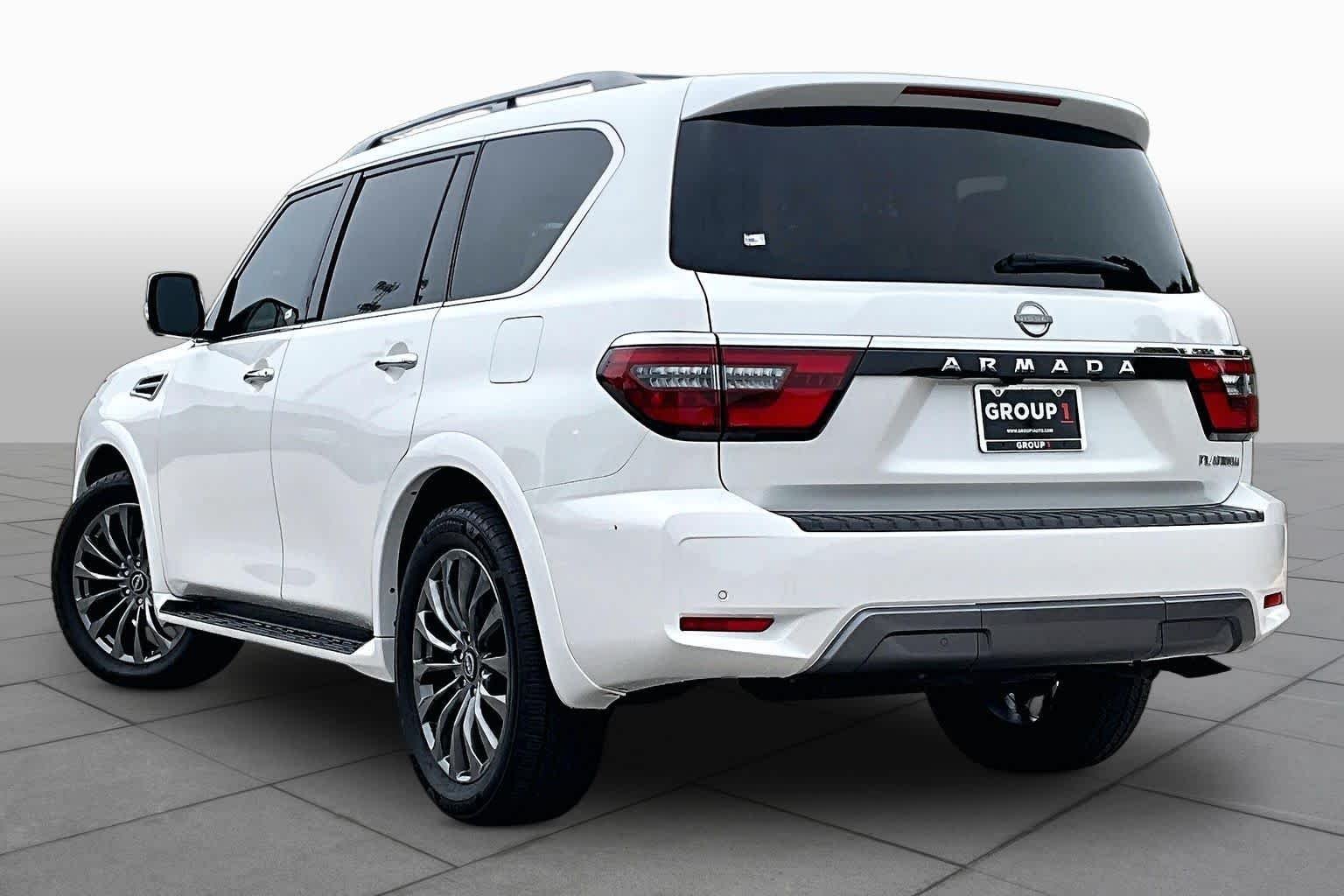 Used 2023 Aspen White Tricoat Nissan Platinum image 12