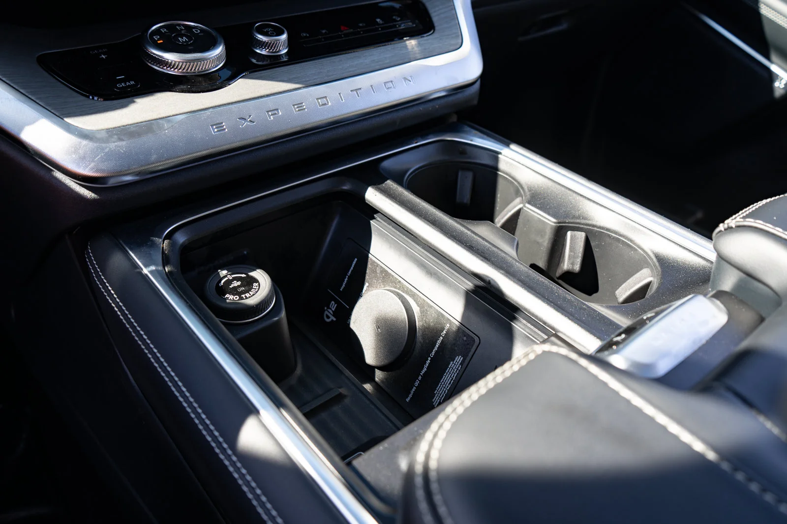 Used 2027 White Ford Platinum image 48