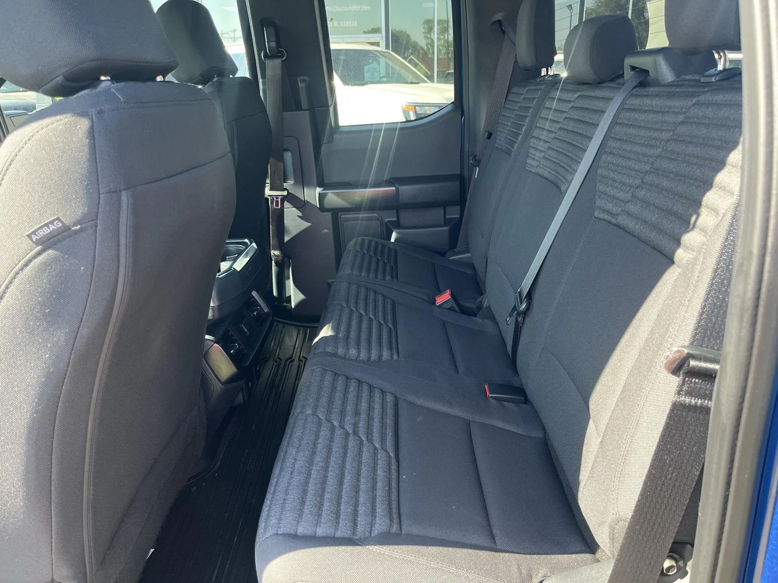 Used 2022 Atlas Blue Metallic Ford XL image 12