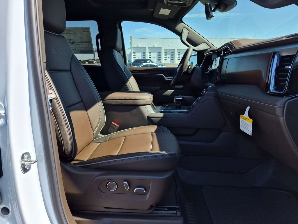 New 2026 Glacier White Tricoat GMC Denali image 23