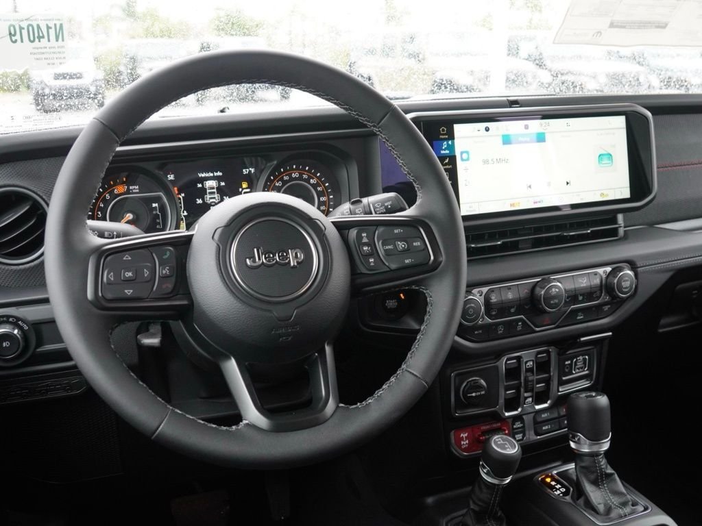 New 2026 Black Clear-Coat Exterior Paint Jeep Rubicon image 26