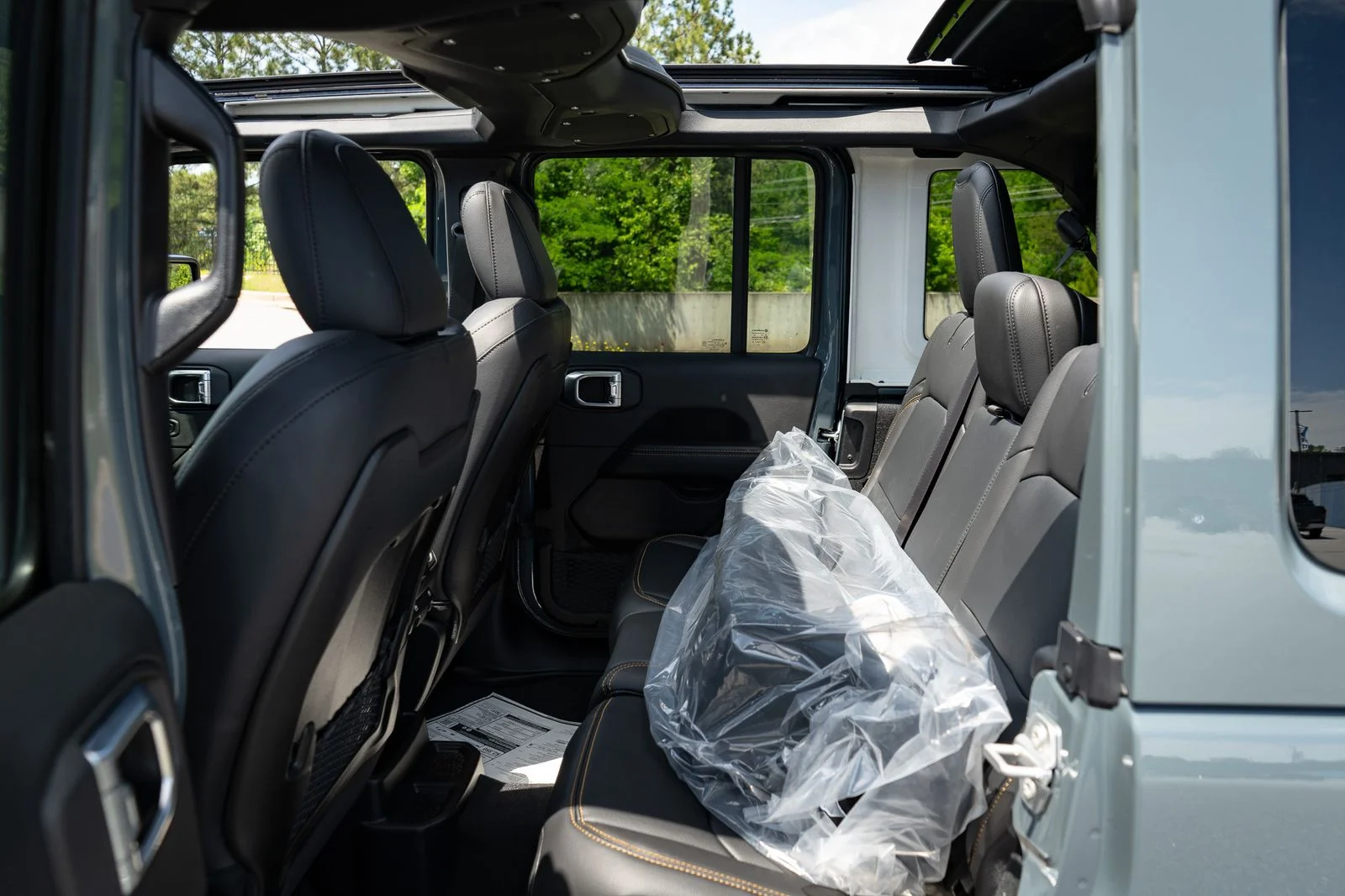New 2026 Anvil Clear-Coat Exterior Paint Jeep Sahara image 19