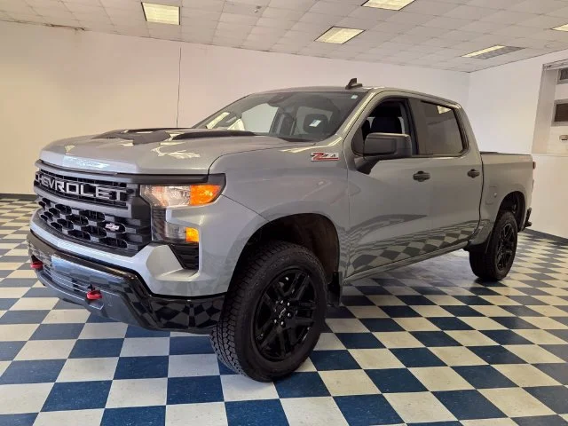 Used 2024 Sterling Gray Metallic Chevrolet Custom Trail Boss image 3