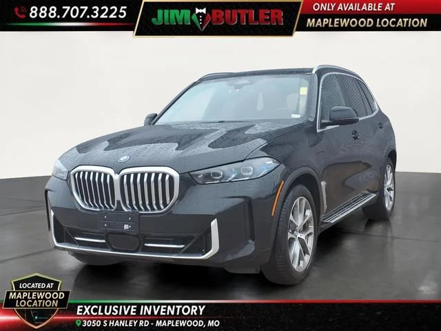 Used 2025  BMW xDrive50e image 1