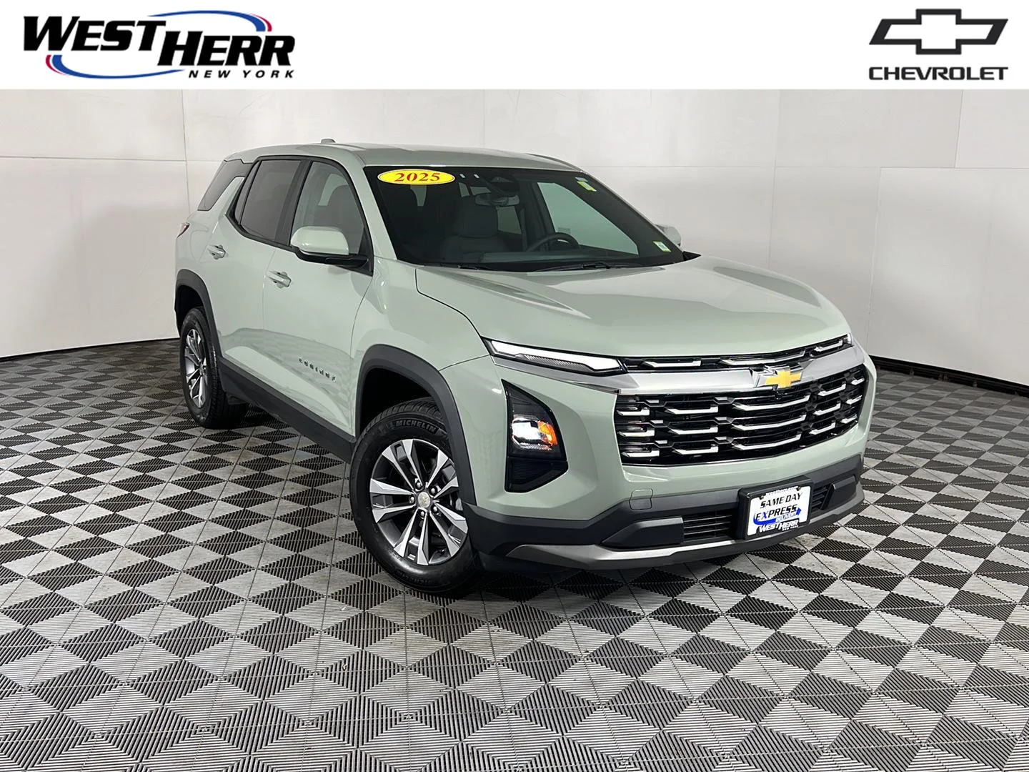 Used 2025 Cacti Green Chevrolet LT image 1
