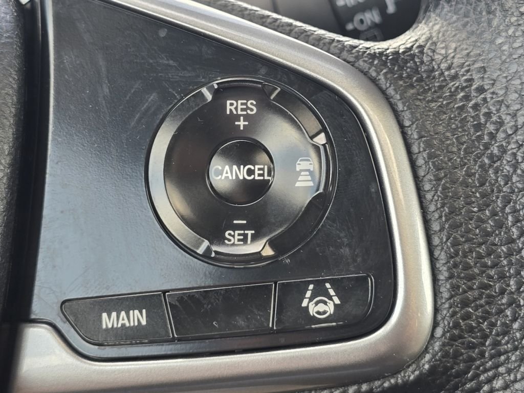 Used 2022 White Honda EX image 32
