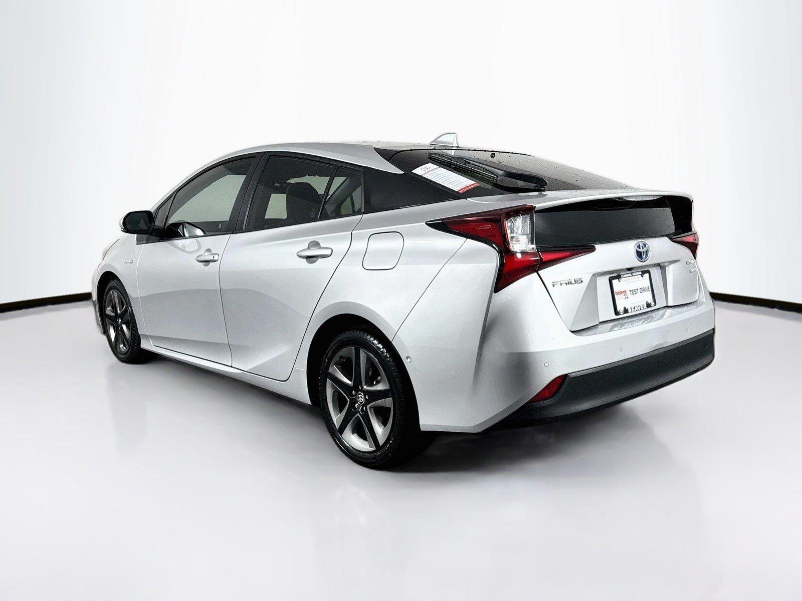 Certified Used 2022 Classic Silver Metallic Toyota Limited image 13