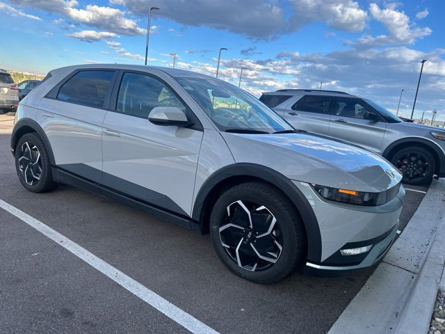 Certified Used 2024 Gray Hyundai SEL image 2