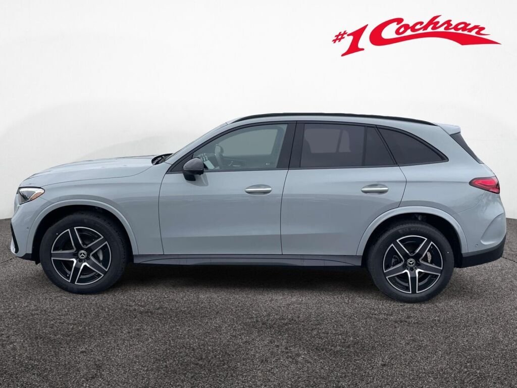 New 2026 MANUFAKTUR Alpine Grey Mercedes-Benz GLC 300 image 10