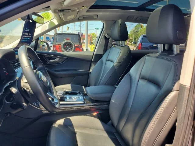 Used 2023 Mythos Black Metallic Audi Premium Plus image 6