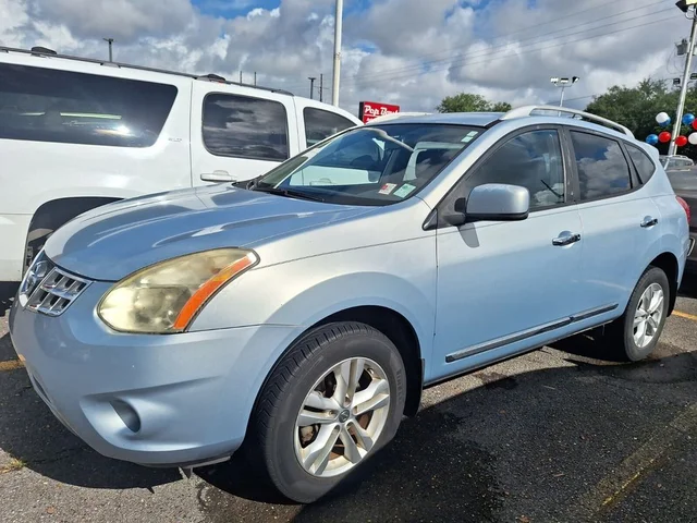 2013 Nissan Rogue SV