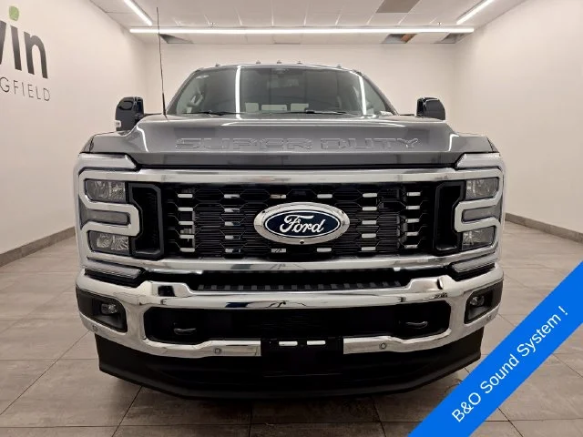 New 2027 Carbonized Gray Metallic Ford F-350® Lariat® image 7