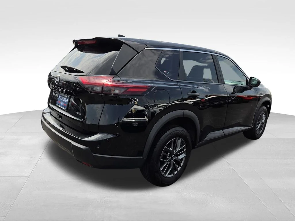 Used 2025 Super Black Nissan S image 4
