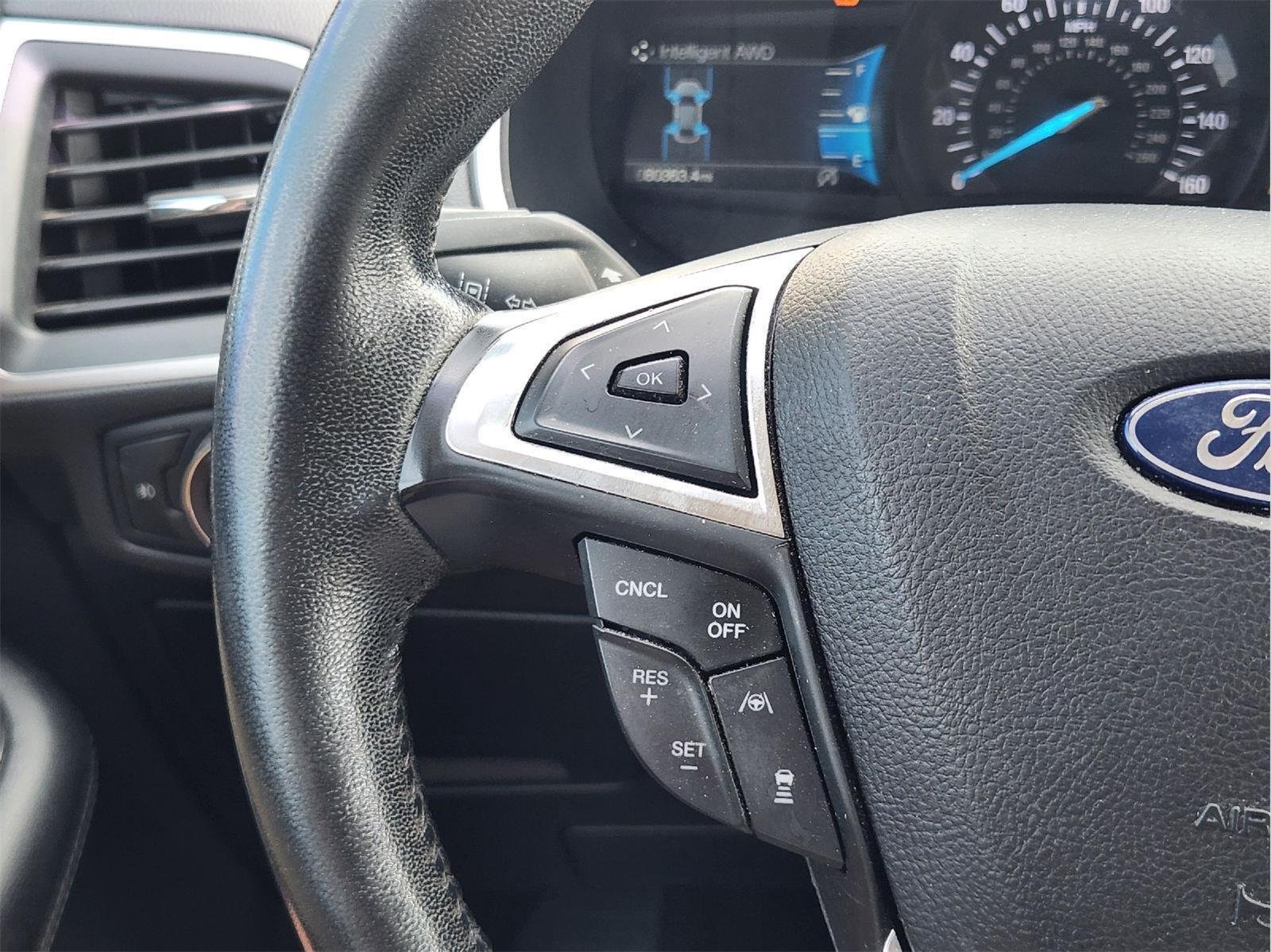 Used 2020 Iconic Silver Ford SEL image 27