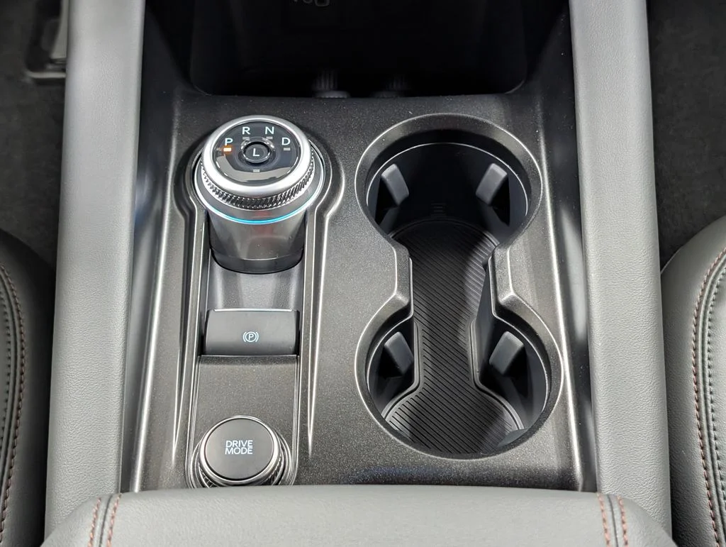 New 2026 Space White Metallic Ford Active image 6