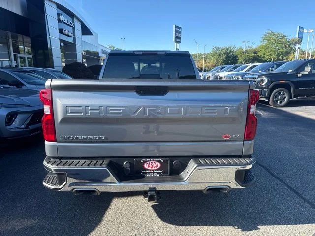 Used 2020 Gray Chevrolet LT image 6