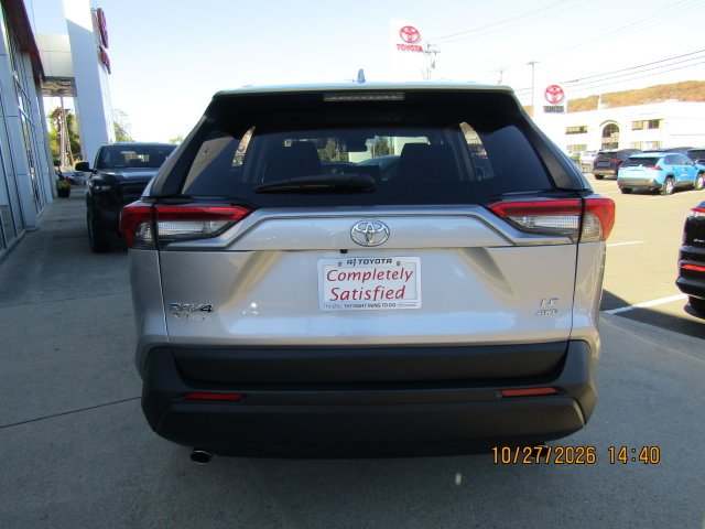 Used 2021 Silver Sky Metallic Toyota LE image 5