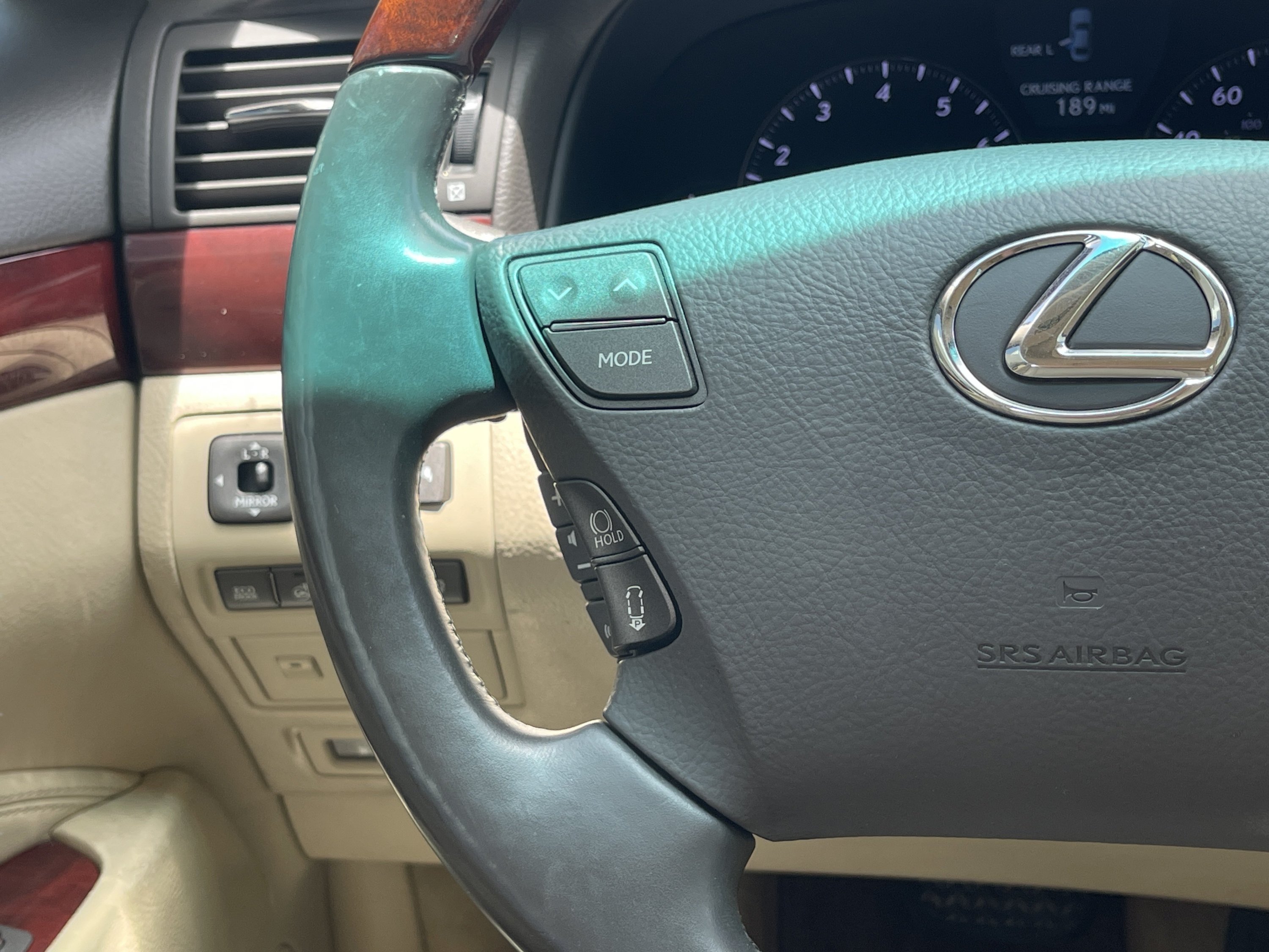 Used 2012 Starfire Pearl Lexus 4DR SDN RWD image 15
