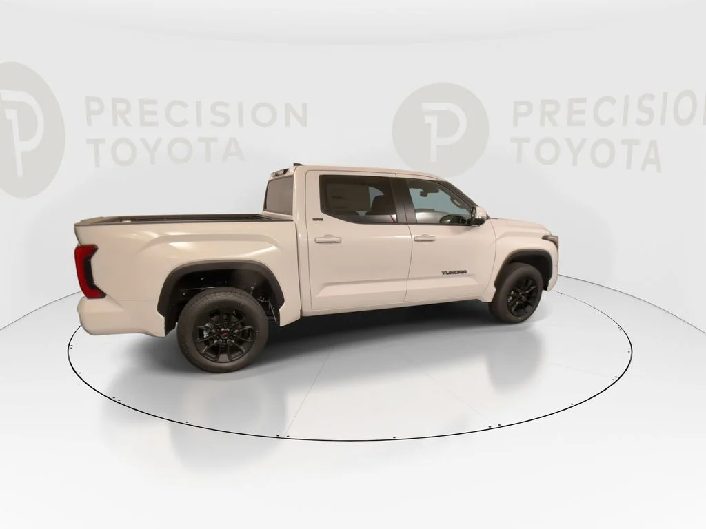 New 2026 Ice Cap Toyota SR5 image 21