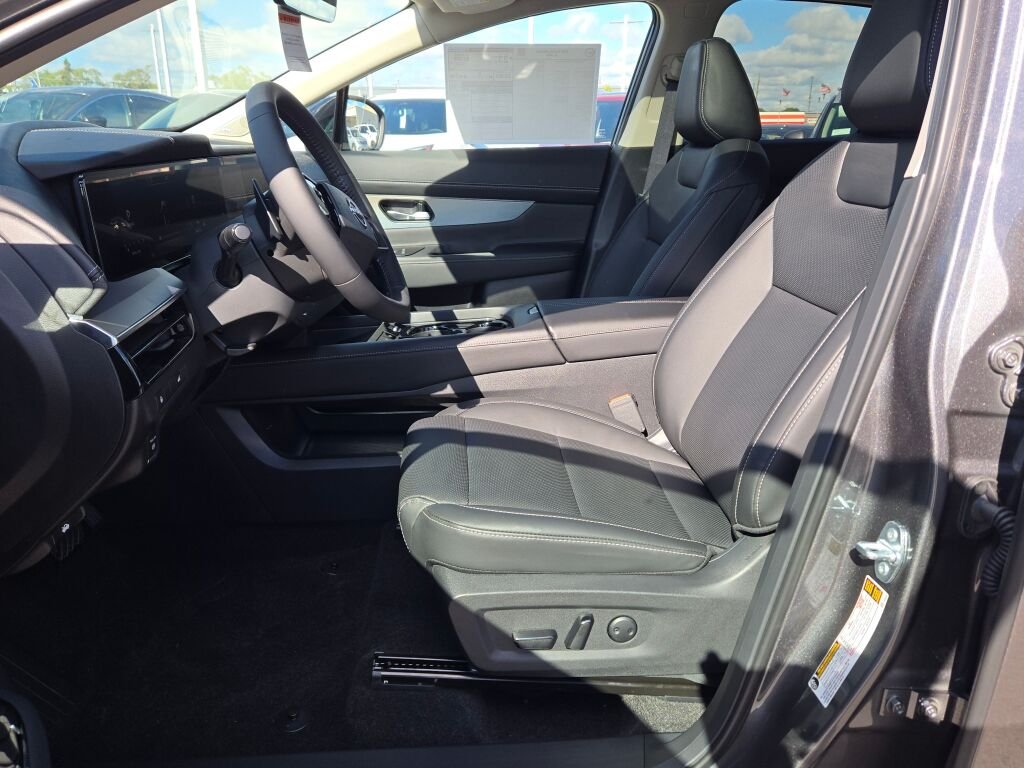 New 2026 Gray Nissan SL image 22