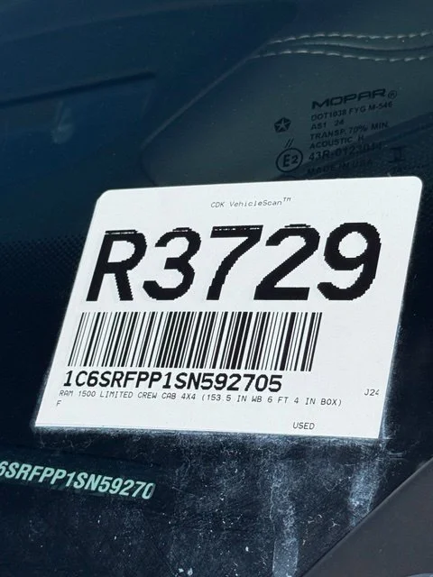 New 2025 Billet Silver Metallic Clear-Coat Exterior Paint RAM Limited image 32