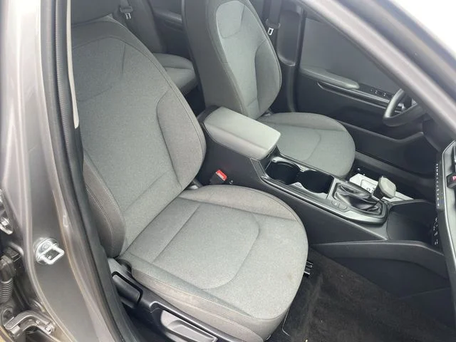 2025 Kia K4 LXS - Photo 40
