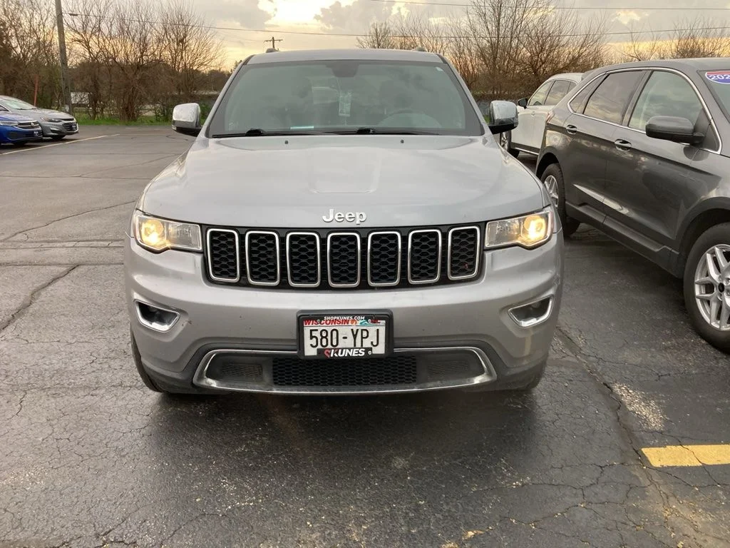 Used 2019 Jeep Grand Cherokee Limited with VIN 1C4RJFBG1KC693230 for sale in Monroe, WI