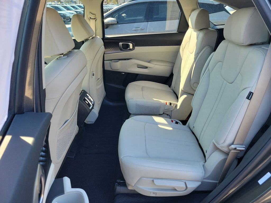 New 2026 Gray Kia EX image 16
