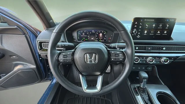 Used 2025  Honda Sport image 12
