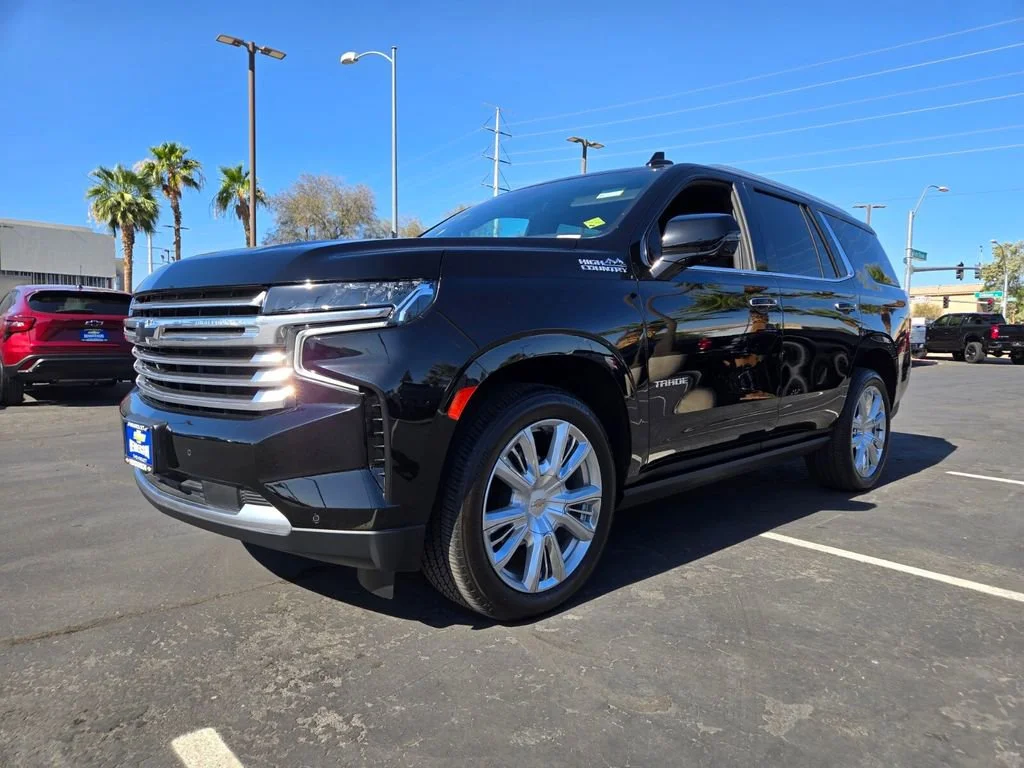 Used 2024 Black Chevrolet High Country image 2