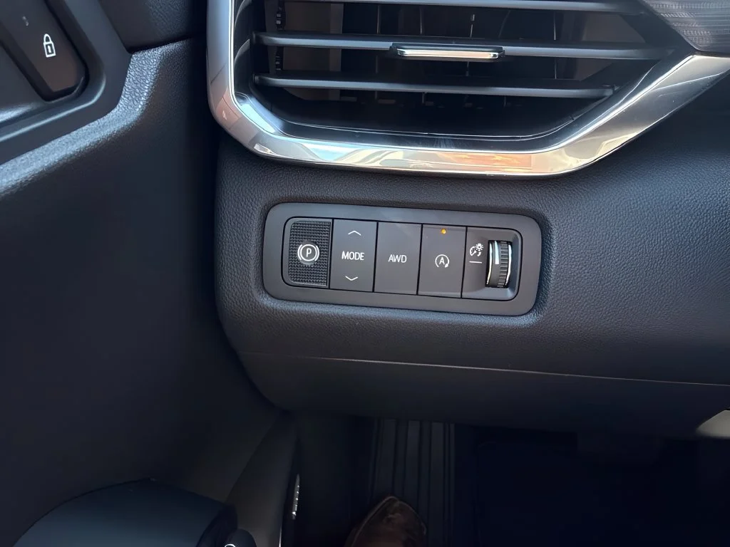 New 2027 Trailstone Green Metallic GMC Elevation image 25