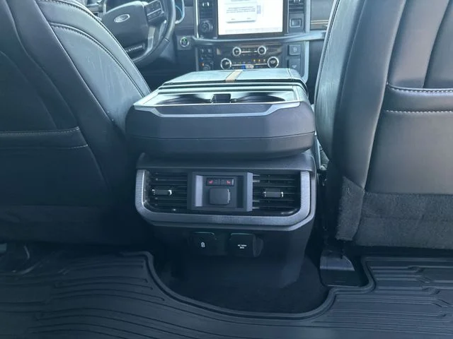 Used 2022 White Ford Platinum image 25