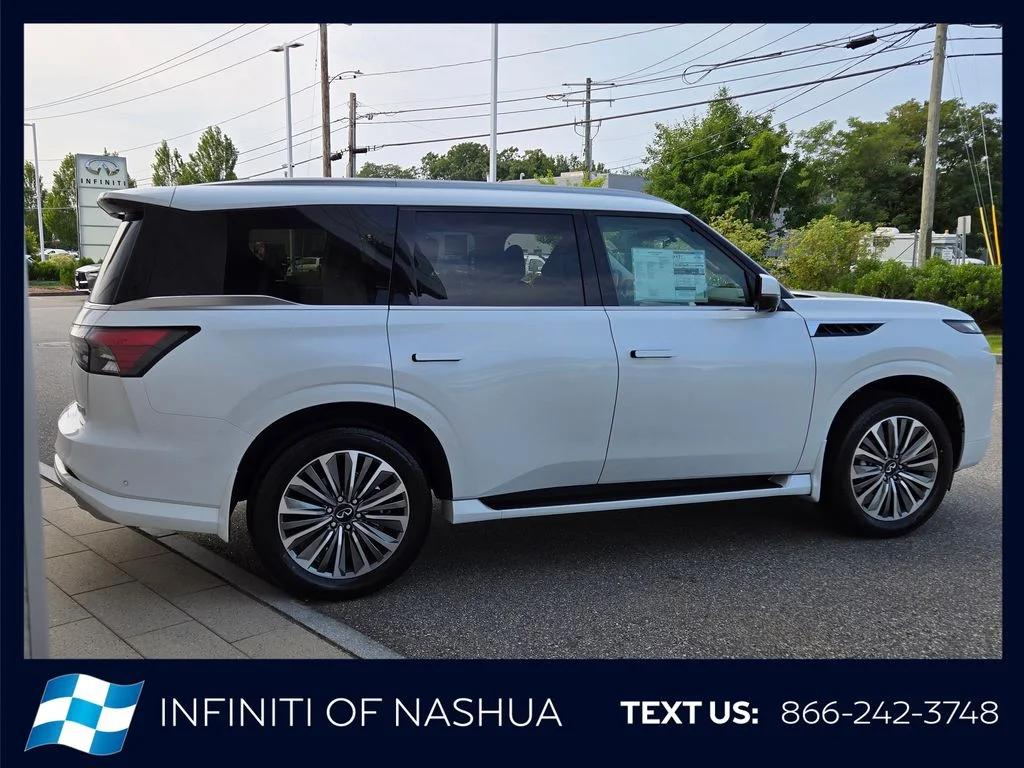 New 2027 RADIANT WHITE INFINITI Luxe 4WD image 13